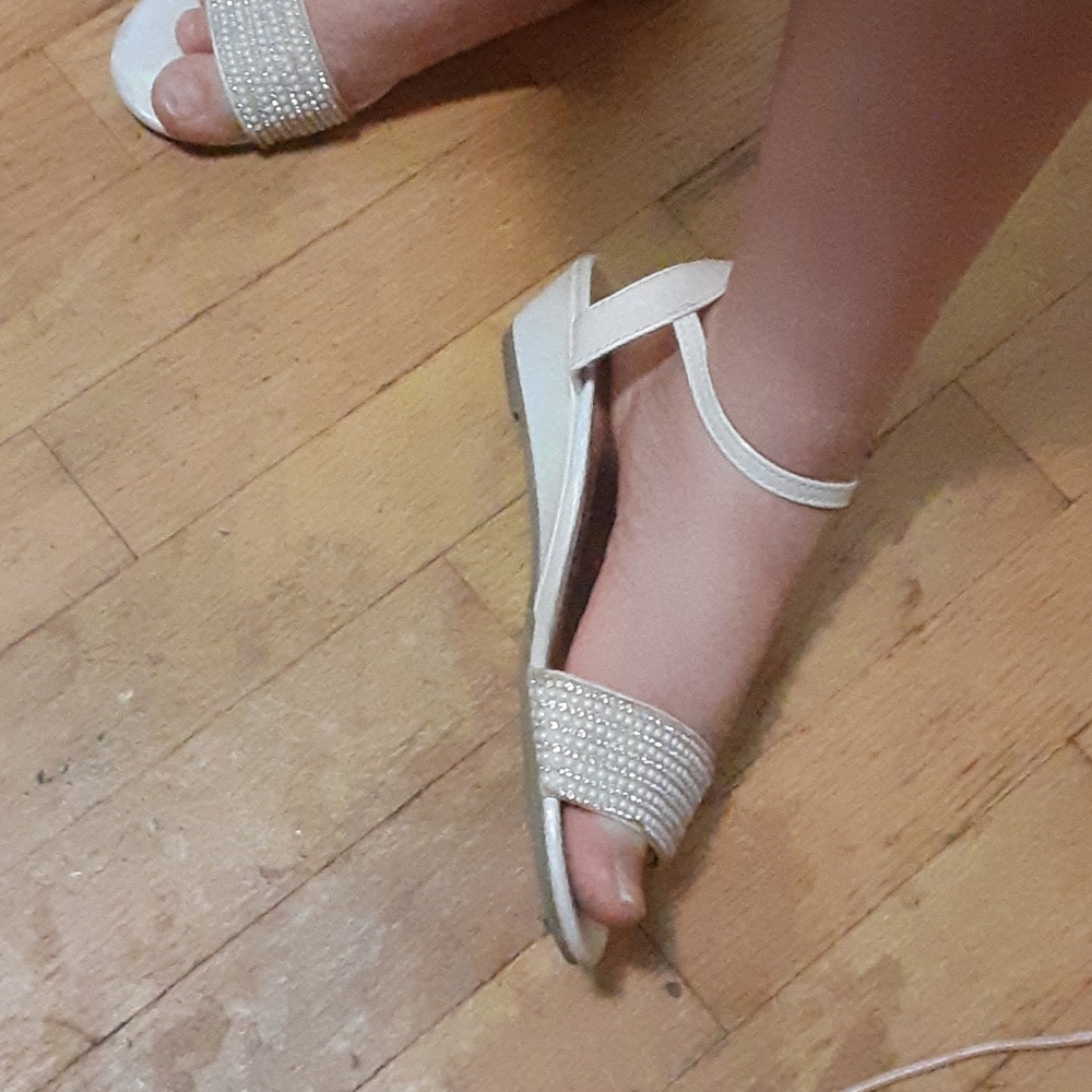 Sandals - Picture 3 of 3